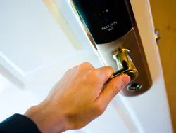 Altamonte Springs Locksmith Store Altamonte Springs, FL 407-452-0887 - 8a-com-side